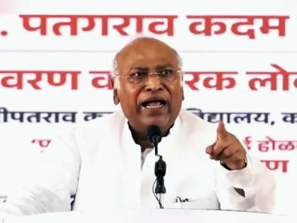 congress mallikarjun kharge said if our govt comes we will give 2 thousand rupees in the ladki bahin yojana | “आमचे सरकार आल्यास लाडकी बहीण योजनेत २ हजार रुपये देणार”; राहुल गांधींसमोर खर्गेंची घोषणा