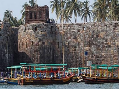 Water sports and forts passenger boat traffic closed from May 26 | जलक्रीडा व किल्ले प्रवासी होडी वाहतूक २६ मे पासून बंद