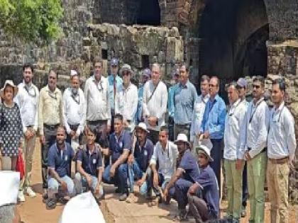 Inspection of Sindhudurg Fort by UNESCO team | युनेस्कोच्या टीमकडून सिंधुदुर्ग किल्ल्याची पाहणी