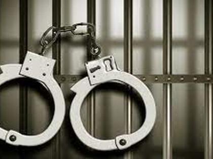 Man arested for seeking ransom from Civil Surgeon | जिल्हा शल्य चिकित्सकांकडे खंडणी मागणारा गजाआड Man arested for seeking ransom from Civil Surgeon | जिल्हा शल्य चिकित्सकांकडे खंडणी मागणारा गजाआड