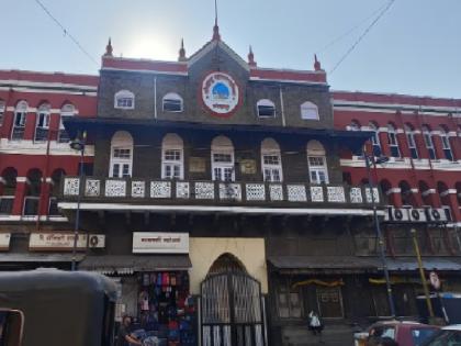 The suspect is the complainant in the Rs 72 lakh scam case in Kolhapur Municipal Corporation, the responsibility of investigation is on the controversial person | कोल्हापूर महापालिकेतील ७२ लाखांच्या घोटाळाप्रकरणी संशयितच फिर्यादी, वादग्रस्तावर तपासाची जबाबदारी