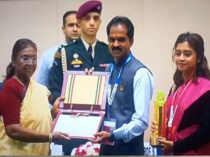 Two awards to Manyachiwadi village of Satara district by President Draupadi Murmu in Delhi | Satara: मान्याचीवाडीचा दिल्लीत गौरव; राष्ट्रपतींच्या हस्ते दोन पुरस्कार 