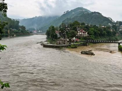 Rain rages in Devbhoomi; Cloudburst wreaks havoc, many villages lose contact | देवभूमीत पावसाचा कोप; ढगफुटीने घातलेय थैमान, अनेक गावांचा संपर्क तुटला Rain rages in Devbhoomi; Cloudburst wreaks havoc, many villages lose contact | देवभूमीत पावसाचा कोप; ढगफुटीने घातलेय थैमान, अनेक गावांचा संपर्क तुटला