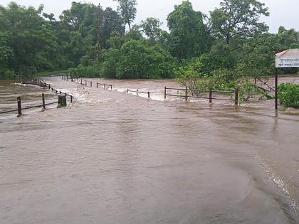 Traffic stop on Morba Bridge in Managua | माणगावात मोर्बा पुलावरील वाहतूक बंद