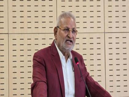 "Is Agriculture Minister Manikrao Kokate's head in the right place? The Chief Minister should explain to the Agriculture Minister otherwise..." Congress warns | ‘’कृषिमंत्री माणिकराव कोकाटेंचे डोके ठिकाणावर आहे का?, मुख्यमंत्र्यांनी समज द्यावी अन्यथा…’’ काँग्रेसचा इशारा "Is Agriculture Minister Manikrao Kokate's head in the right place? The Chief Minister should explain to the Agriculture Minister otherwise..." Congress warns | ‘’कृषिमंत्री माणिकराव कोकाटेंचे डोके ठिकाणावर आहे का?, मुख्यमंत्र्यांनी समज द्यावी अन्यथा…’’ काँग्रेसचा इशारा