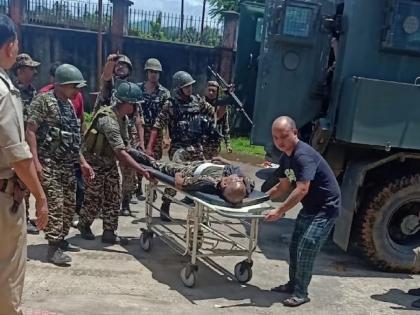 Manipur Violence :Attack on CRPF convoy in Manipur; 1 jawan martyred, 3 policemen injured | मणिपूरमध्ये CRPF च्या ताफ्यावर हल्ला; 1 जवान शहीद, 3 पोलीस कर्मचारी जखमी