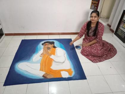 Sushma Deshmukh supported Jarange Patil's Maratha Reservation Andolan in a unique way by making a picture of his in rangoli | जरांगे पाटलांची प्रतिमा रांगोळीतून साकारत मराठा आंदोलनाला दिला पाठिंबा