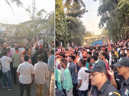 Flag hoisting by Manoj Jarange Patil in market committee, presence of thousands of Maratha protesters | बाजार समितीत मनोज जरांगे पाटील यांच्या हस्ते ध्वजारोहण, हजारो मराठा आंदोलकांची उपस्थिती