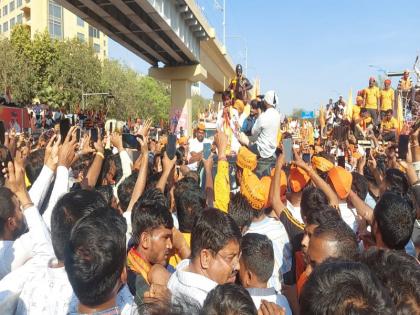 Manoj Jarange Patil arrived at Lonavala in the morning | मनोज जरांगे पाटील सकाळी लोणावळ्यात मुक्काम स्थळी दाखल