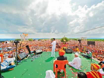 If this society is insulted, we will overthrow it says Jarange Huge crowd at Narayangad | या समाजाचा अपमान केला तर उलथवून टाकू; जरांगेंनी दंड थोपटले; नारायणगडावर विराट जनसमुदाय