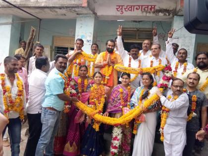 Manora Nagar Panchayat election; city development front win | मानोरा नगर पंचायतमध्ये सत्तांतर; नगर विकास आघाडीची सत्ता