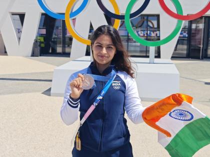 Manu Bhakar posted Am I Eligible for Dhyan Chand Khel Ratna Award but had to delete after trolling | मी ध्यानचंद खेल रत्न पुरस्कारासाठी पात्र आहे का? मनूची पोस्ट; चाहत्यांनी उडवली खिल्ली मग...