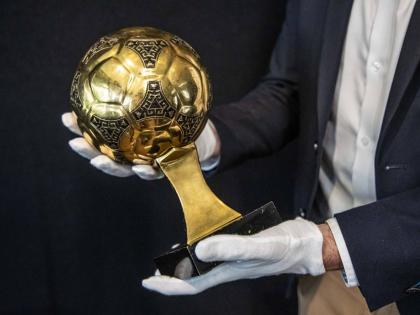 maradona golden ball trophy stolen | मॅराडोना यांची गोल्डन बॉल ट्रॉफी गेली चोरीला; उत्तराधिकाऱ्यांनी दिली माहिती