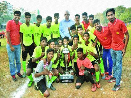  BMC players beat Marley, Bipin football | ‘बीएमसी’च्या खेळाडूंनी मारली बाजी, बिपीन फुटबॉल