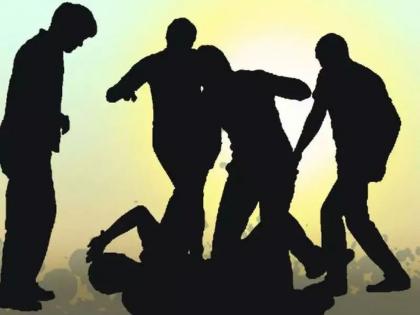 A brawl over an argument over a shock while dancing at a club in the middle of the night |  मध्यरात्री क्लबमध्ये नाचताना धक्का लागल्याच्या वादातून हाणामारी