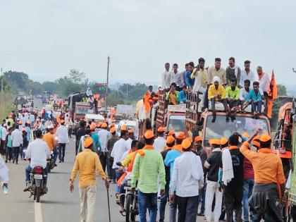 Manoj Jarange's meeting today in Hingoli; Community members rush to the meeting place | मनोज जरांगेंची आजची सभा हिंगोलीत; सभास्थळाकडे समाजबांधवांचा लोंढा