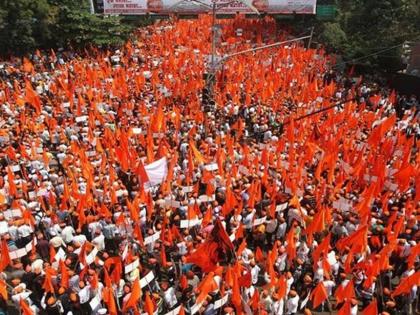 Leaders don't resign, present your position on maratha reservation; An appeal to all Maratha community members | नेत्यांनो राजीनामे नको,आपली भूमिका मांडा; सकल मराठा समाज बांधवांचे आवाहन