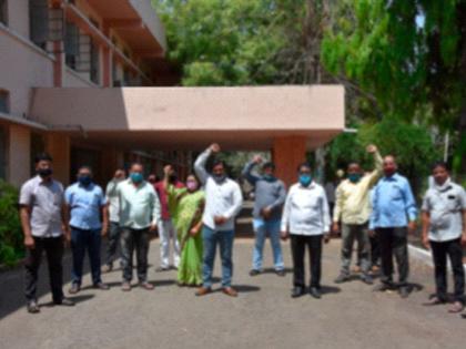 पोलीस कर्मचारीवरील निलंबनाची कारवाई मागे घ्या