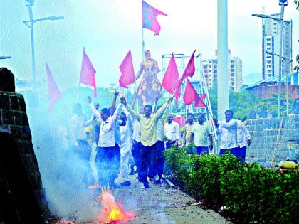  Maratha Reservation: The decision that should be kept written in the golden age, the sentiments expressed by the Maratha community | मराठा आरक्षण : सुवर्णाक्षरात लिहून ठेवावा असा निर्णय, मराठा समाजाने व्यक्त केली भावना