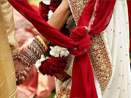 Wedding ceremony at a hotel on the National Highway at hinganghat; Penalty to the owner, but protection to the organizer | हिंगणघाटात राष्ट्रीय महामार्गावरील हॉटेलमध्ये विवाह समारंभ; मालकाला दंड, तर आयोजकाला अभय