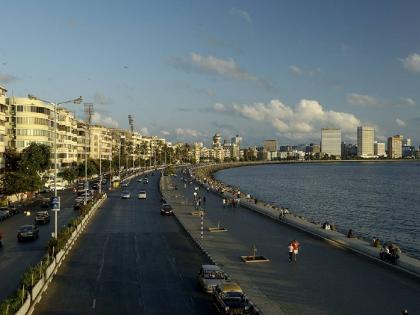 Want to change the skyline of Marine Drive? The Mumbai High Court asked the administration indignantly | मरीन ड्राइव्हची स्कायलाइन बदलायची आहे का? मुंबई उच्च न्यायालयाचा प्रशासनाला संतप्त सवाल