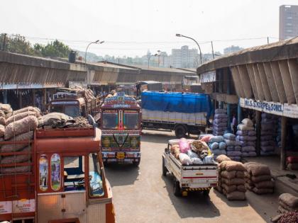 Onion, ginger, garlic are also being stolen The traders in the market yard were surprised | कांदा, आले, लसणाचीही चक्क होतेय चोरी; मार्केटयार्डातील व्यापारी आश्चर्यचकित