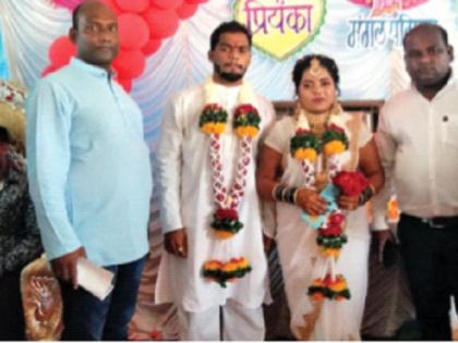 Fourth marriage arranged by Gram Panchayat in Corona, Japla Social Reconciliation | कोरोनात ग्रामपंचायतीने लावला चौथा विवाह, जपला सामाजिक सलोखा