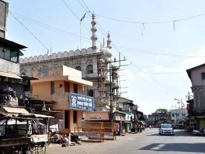 ... Now only five people attend the mosque | ...आता मशिदींमध्ये नमाजपठणाला केवळ पाचच लोक : शहर-ए-खतीब