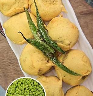 फक्त १० मिनिटांत करा हिरव्यागार मटारचे खुसखुशीत वडे! झणझणीत अप्रतिम चव - पुन्हा खावासा वाटेल इतका भारी पदार्थ...