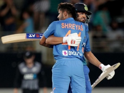 Ind vs NZ, 1st T20 : India win New Zealand in first match | India VS New Zealand, 1st T20 : पहिल्या सामन्यात भारताचा न्यूझीलंडवर विजय