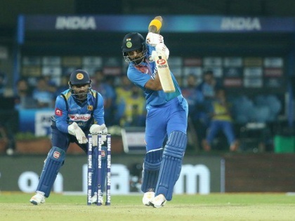 Ind vs SL: India's 7 wickets win over Sri Lanka in 2nd T-20 | Ind vs SL : भारताचा श्रीलंकेवर धडाकेबाज विजय, मालिकेत आघाडी