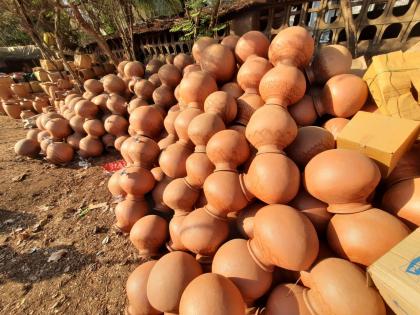 The movement of foreign potters, the potter business in Sangli is in trouble | परप्रांतीय कुंभारांची चलती, सांगलीतील कुंभार व्यावसायिक अडचणीत