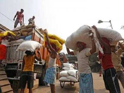 या बोगस संघटनांची खंडणीखोरी रोखा हो... - Marathi News | Stop the extortion of these bogus organizations... | Latest News at Lokmat.com या बोगस संघटनांची खंडणीखोरी रोखा हो... - Marathi News | Stop the extortion of these bogus organizations... | Latest News at Lokmat.com