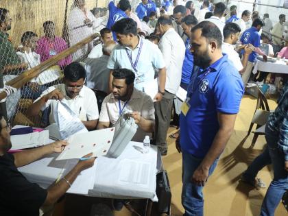 Maval Lok Sabha Result 2024 Counting slow in Maval, Barane's lead; Sanjog Waghere Patil behind | मावळात मतमोजणी धिम्या गतीने, बारणेंची आघाडी; संजोग वाघेरे पाटील पिछाडीवर