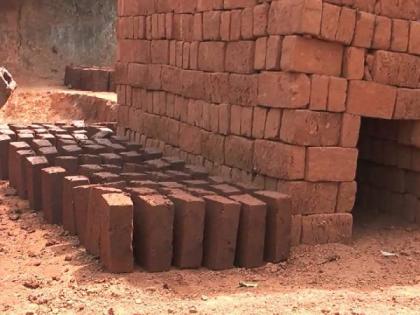 The price of clay bricks has doubled in five years; Increased effect of coal, fuel on bricks | मातीच्या विटांची पाच वर्षात किंमत दुप्पट; कोळसा, इंधन वाढल्याचा विटांवर परिणाम