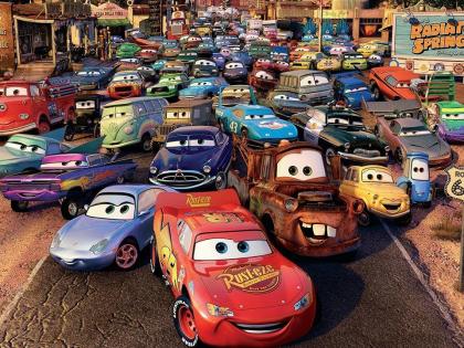 भन्नाट कार्सचे फोटो पाहून डोळे भिरभिरतील...पाहा