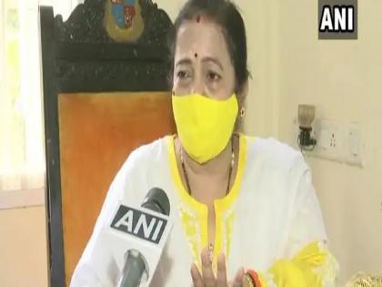 Coronavirus Night curfew required in Mumbai See what Mayor Kishori Pednekar said about the lockdown | Coronavirus : मुंबईत नाईट कर्फ्यू आवश्यक; पाहा लॉकडाऊन बद्दल काय म्हणाल्या महापौर किशोरी पेडणेकर