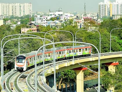 'My Metro' runs! Trial run on the first ever elevated track | ‘माझी मेट्रो’ धावली रे ! पहिल्यांदा एलिव्हेटेड ट्रॅकवर ‘ट्रायल रन’