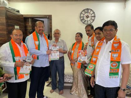 BJP's Ghar Ghar Chalo Sampark Abhiyan in Dahisar; Inauguration by Mr. Gopal Shetty | दहिसरमध्ये भाजपाचं घर घर चलो संपर्क अभियान; खा.गोपाळ शेट्टी यांच्या हस्ते शुभारंभ