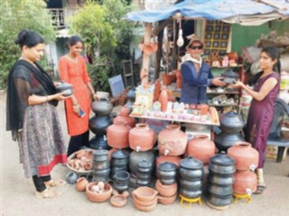 The days of reaping came to pot artisans and traders | मडके कारागीर, व्यावसायिकांना आले सुगीचे दिवस