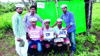 Nirmalgram's video was prepared by youths at Medshi! | मेडशी येथील युवकांनी तयार केली निर्मलग्रामची चित्रफीत! Nirmalgram's video was prepared by youths at Medshi! | मेडशी येथील युवकांनी तयार केली निर्मलग्रामची चित्रफीत!