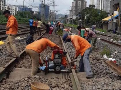 आज 'कोंडीवार'; सेंट्रल लोकलने जाणाऱ्यांनो सावधान! - Marathi News | Central Railway Mega block: Today is a 'congestion'; Central local commuters beware! | Latest News at Lokmat.com आज 'कोंडीवार'; सेंट्रल लोकलने जाणाऱ्यांनो सावधान! - Marathi News | Central Railway Mega block: Today is a 'congestion'; Central local commuters beware! | Latest News at Lokmat.com