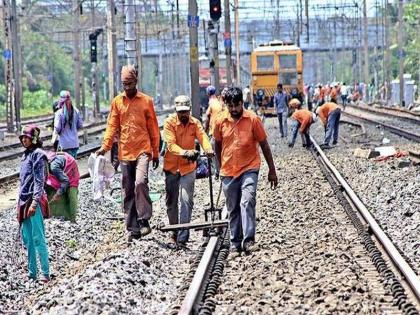 The 'block' of the train at the end of Best; Passengers are likely to visit | बेस्टच्या संपकाळातही रेल्वेचा ‘ब्लॉक’; प्रवाशांचे होणार हाल