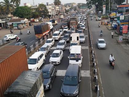 Four hours mega block on Kolhapur Satara lane after four days holiday | चार दिवसांच्या सुटीनंतर कोल्हापूर-सातारा लेनवर चार तास मेगा ब्लॉक!, उड्डाणपुलाची गरज