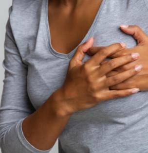 Menstrual Syndrome: फक्त पोटदुखीच नाही; पाळी येण्यापूर्वी शरीर देते 'हे' ५ संकेत, या बदलांकडे वेळीच लक्ष द्या