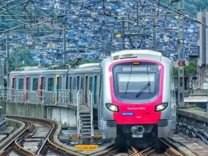 in mumbai about 100 crore metro travel on versova andheri ghatkopar route rush of commuters during office hours | 'मेट्रो १' मार्गिकेवरून १०० कोटी लोकांचा मेट्रो प्रवास; कार्यालयीन वेळेत प्रवाशांची गर्दी