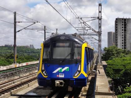 about 10 crore citizens travel by metro in 26 months metro 2A serviced by 23 trains on 7 routes in mumbai | १० कोटी नागरिकांचा २६ महिन्यांत मेट्रो प्रवास; मेट्रो २ अ, ७ मार्गिकेवर २३ गाड्यांद्वारे सेवा