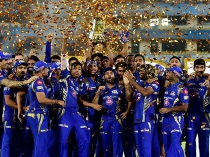 Mumbai Indians to get sports documentary-series on Netflix | 'मेकिंग ऑफ IPL किंग्ज'; मुंबई इंडियन्सवर तयार होतेय डॉक्युमेंटरी