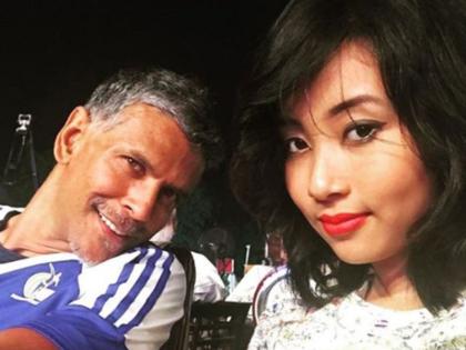 milind soman ankita konwar may be engaged | मिलिंद सोमण-अंकिताचं ठरलं ! या गोष्टीमुळे झाला खुलासा