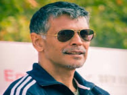 Pinchathon commenced Women's Transformation: Milind Soman | पिंकेथॉन ही महिला परिवर्तनाची सुरुवात : मिलिंद सोमण